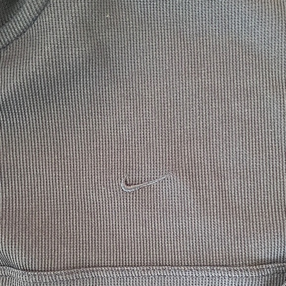 Nike Women's Purple Hoodie - Picture 3 of 6